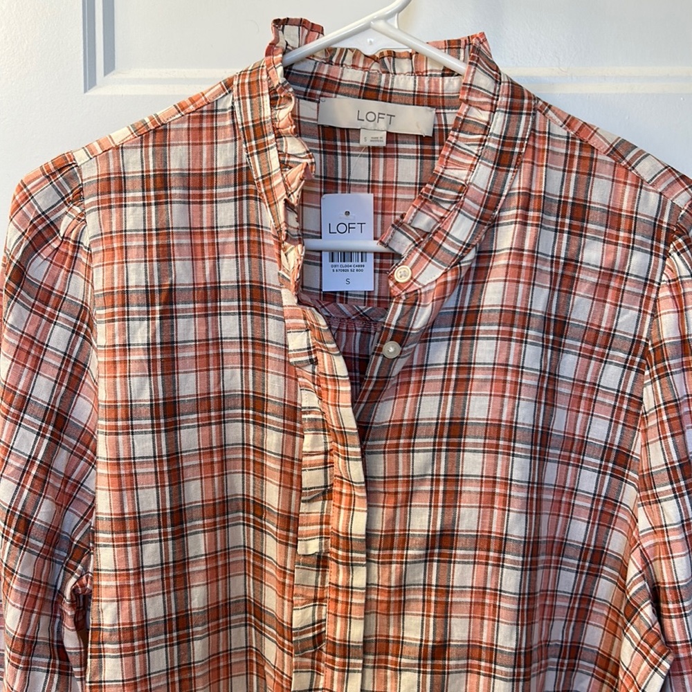 Loft Button Down Ruffle Top size S - Picture 2 of 9